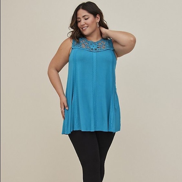 torrid Tops - Torrid White Top with Lace Yolk and Embellishing Lace Front Stripes - Size 0